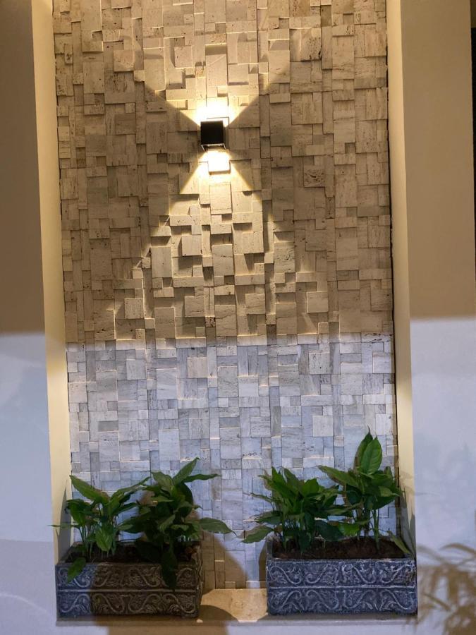 Continental Boutique House Bed & Breakfast อิสลามาบัด ภายนอก รูปภาพ