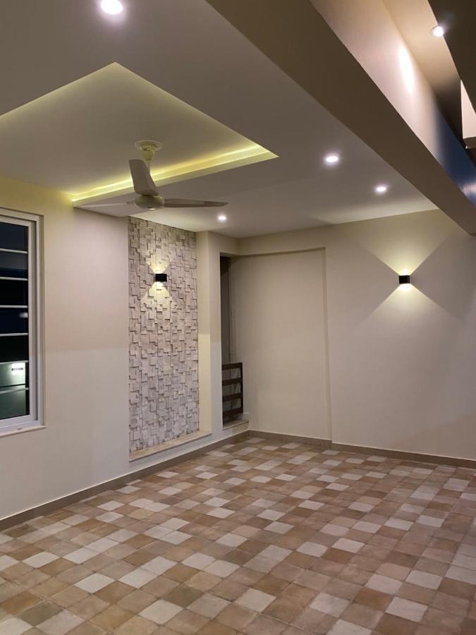 Continental Boutique House Bed & Breakfast อิสลามาบัด ภายนอก รูปภาพ