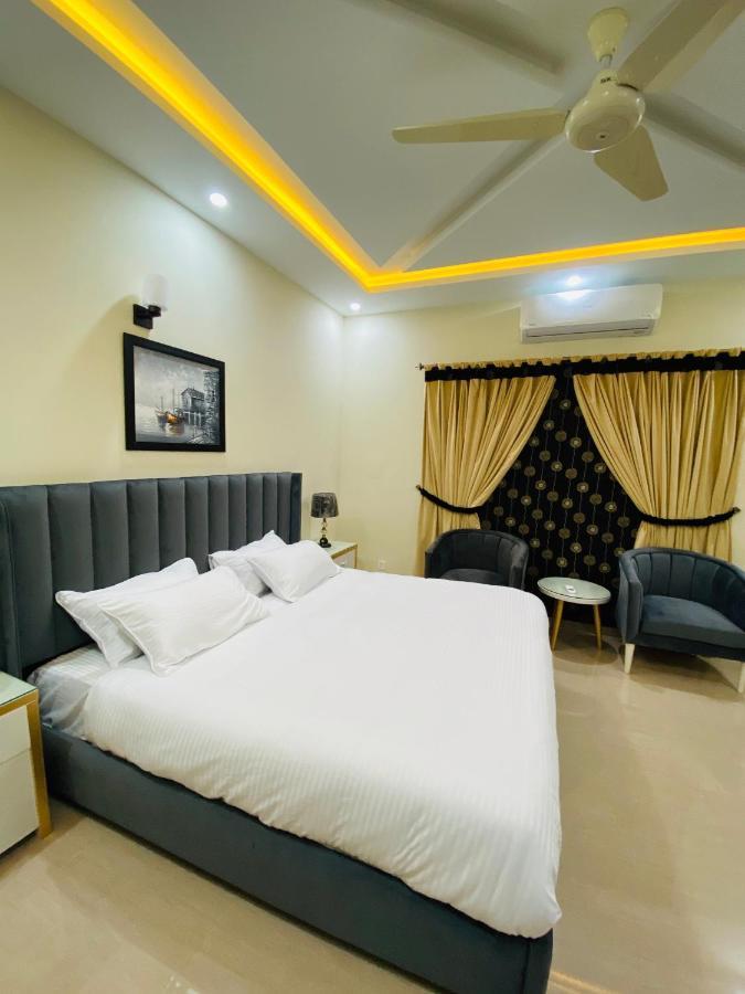 Continental Boutique House Bed & Breakfast อิสลามาบัด ภายนอก รูปภาพ