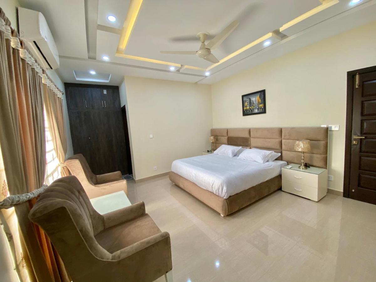 Continental Boutique House Bed & Breakfast อิสลามาบัด ภายนอก รูปภาพ