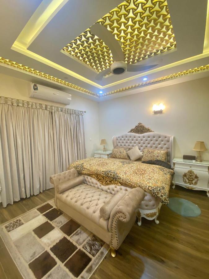Continental Boutique House Bed & Breakfast อิสลามาบัด ภายนอก รูปภาพ