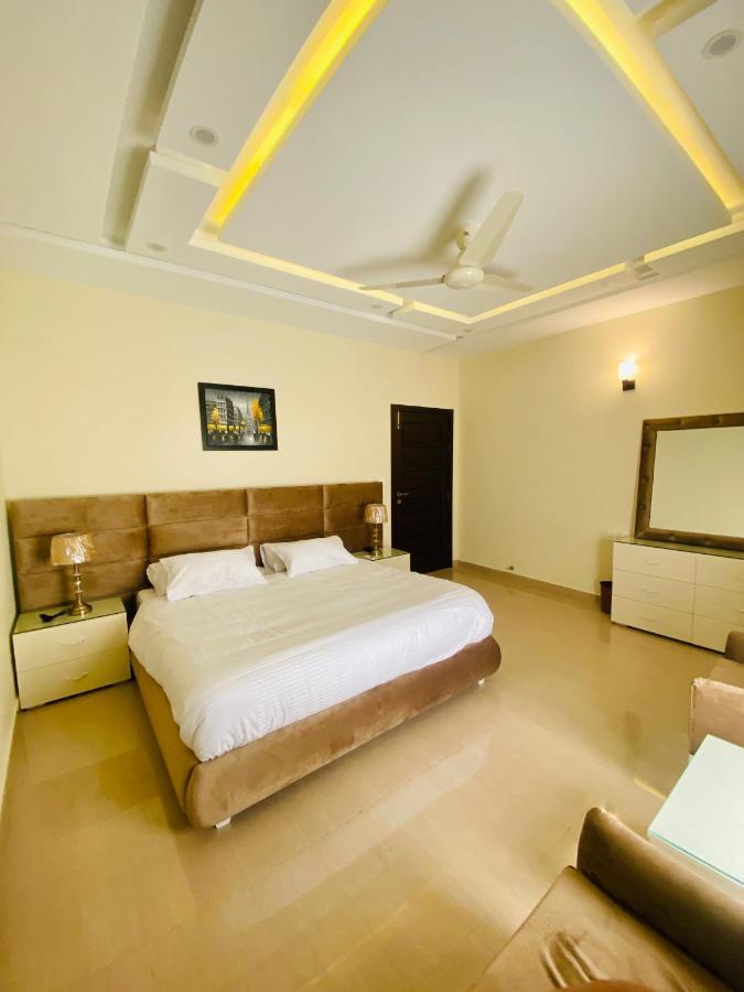 Continental Boutique House Bed & Breakfast อิสลามาบัด ภายนอก รูปภาพ