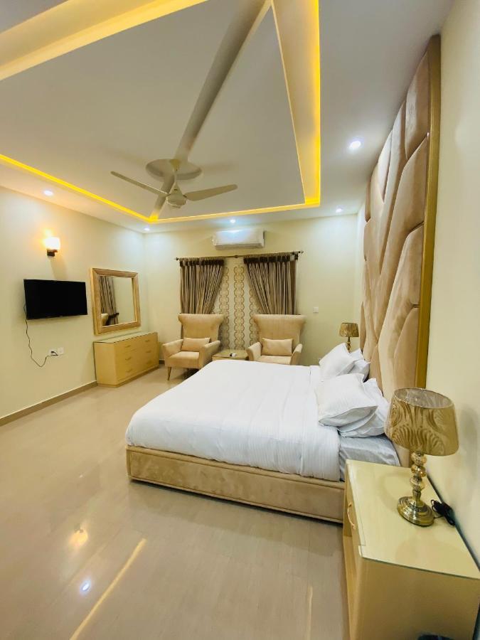 Continental Boutique House Bed & Breakfast อิสลามาบัด ภายนอก รูปภาพ
