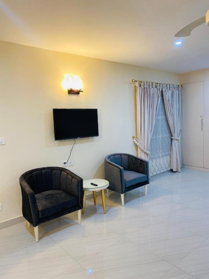 Continental Boutique House Bed & Breakfast อิสลามาบัด ภายนอก รูปภาพ