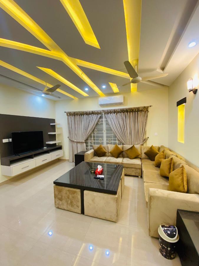 Continental Boutique House Bed & Breakfast อิสลามาบัด ภายนอก รูปภาพ